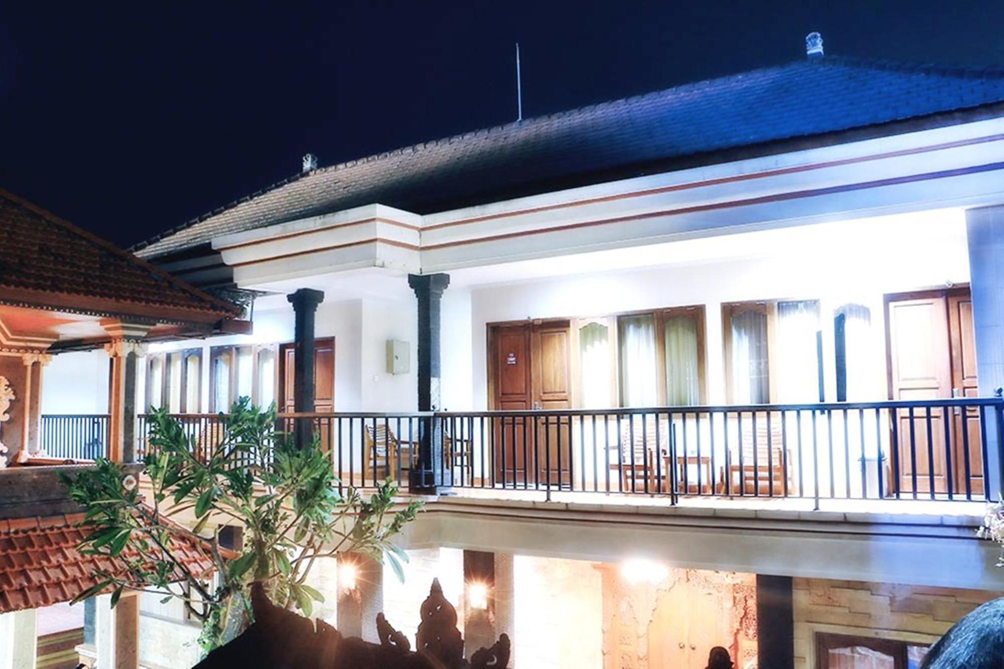 Agus Beach Inn Kuta Lombok Exterior foto
