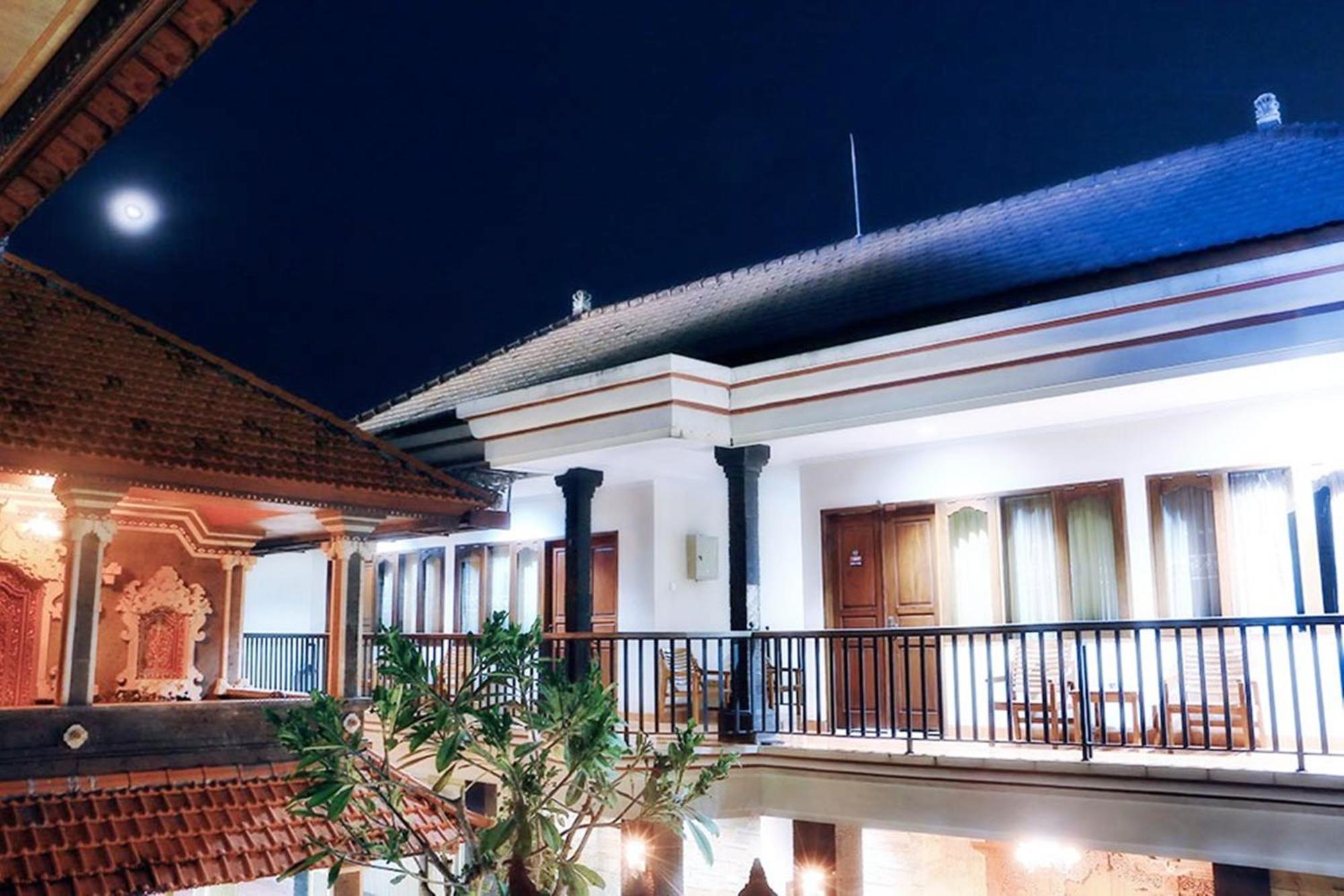Agus Beach Inn Kuta Lombok Exterior foto